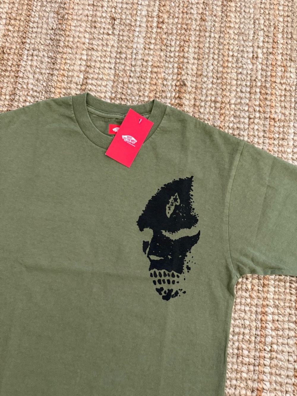 Vans Tee NWT - Picture 2 of 3